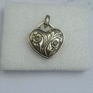 Lyric 925 diamond heart pendant